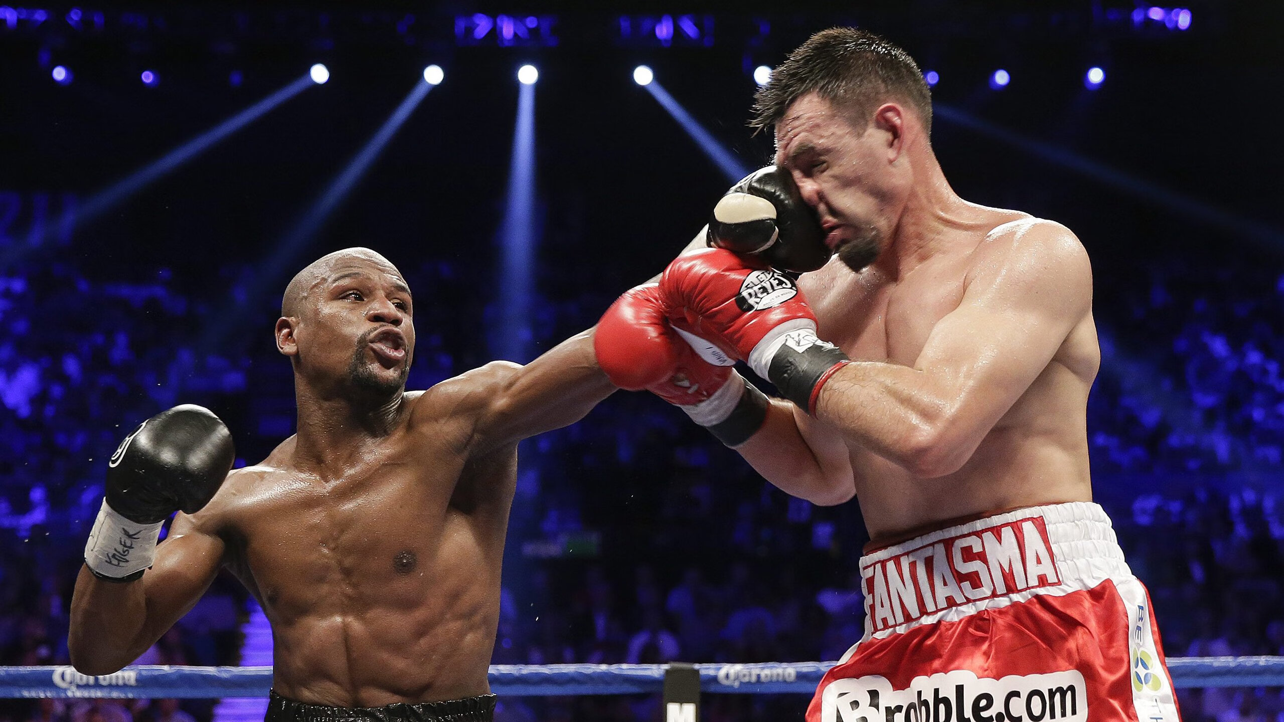 爱游戏娱乐-史上“最炫”助攻：那些让人脸爆炸的创意传球，传球动画